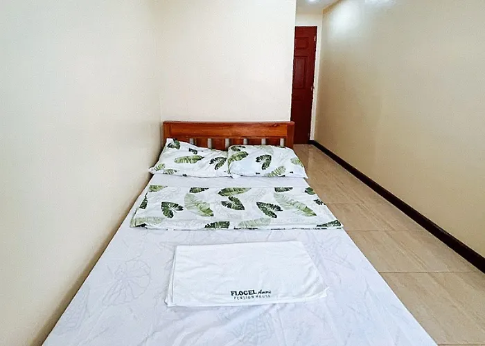 Hotel Flogel House *
